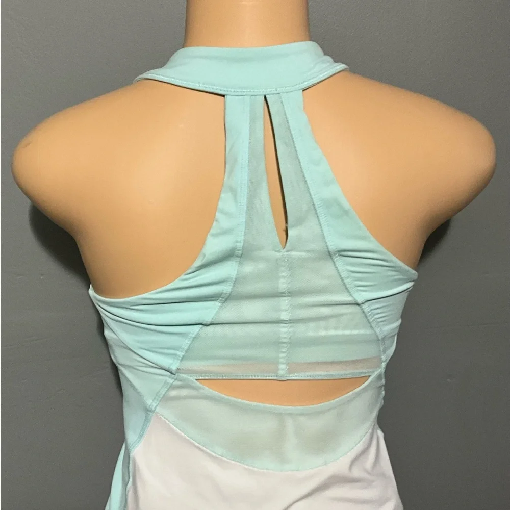LULULEMON WOMENS SIZE 4 WHITE + AQUA HALTER TANK TOP. - Picture 8 of 14